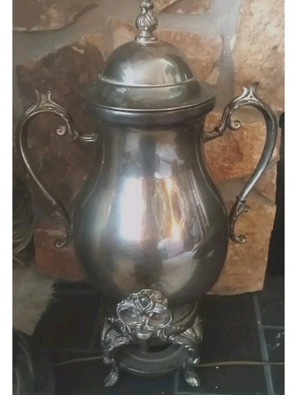 Vintage Silver plated Coffee Tea Urn Decanter Server Samovar Made in Indonesia.
